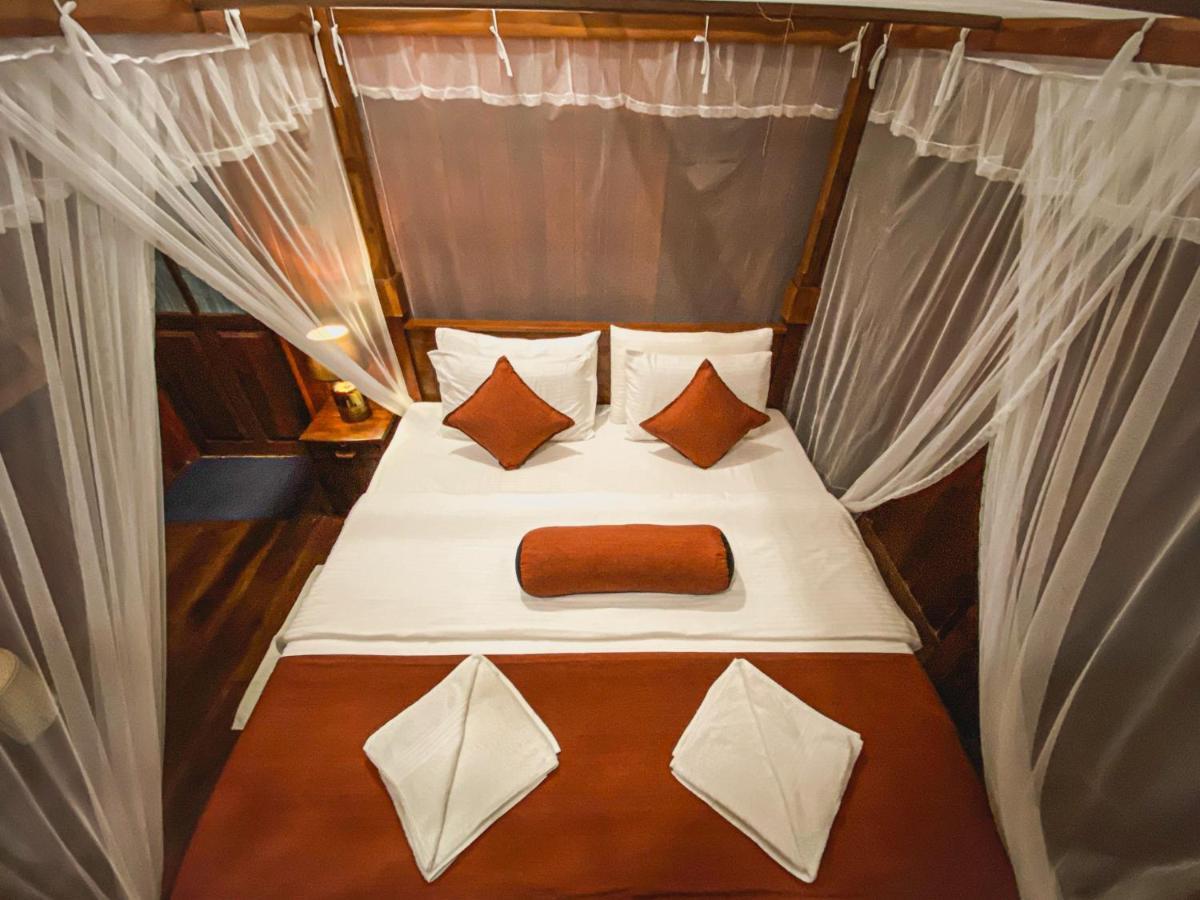 Hotel Levon Ella Buitenkant foto